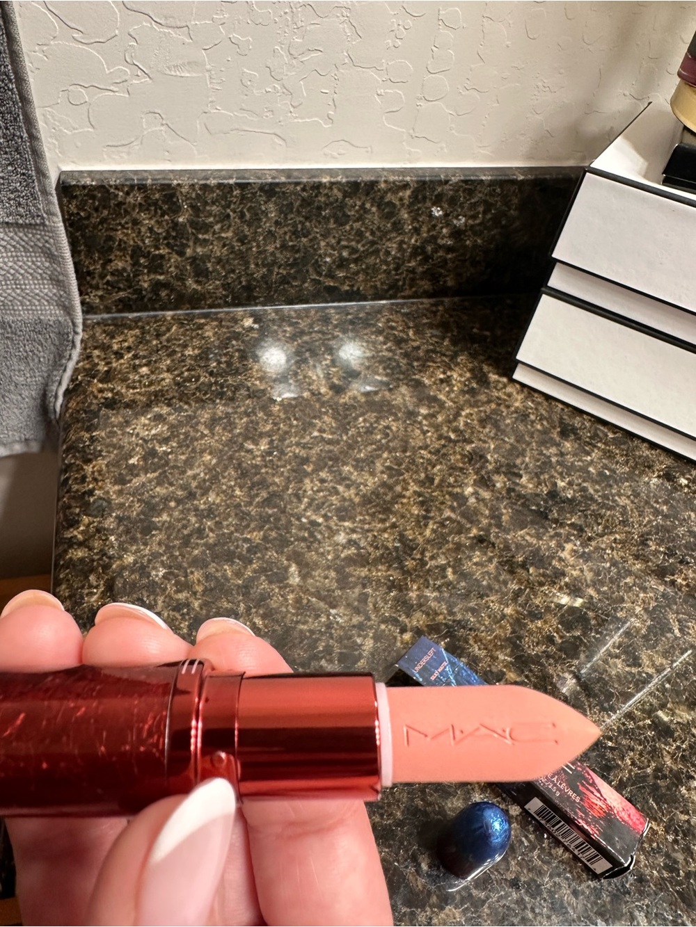 MAC Cosmetics Matte Lipstick - Soft Nude Pink - Picture 2 of 4